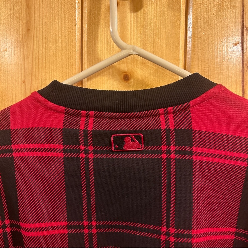 Vintage Boston Red Sox Major League Baseball (MLB) Plaid Crew Neck Sweatshirt - Picture 5 of 5